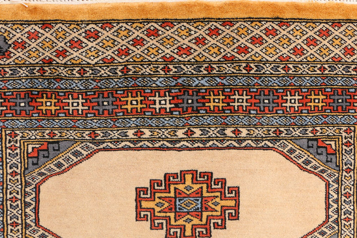 Navajo White Jaldar 3' 2 x 5' 7 - No. 41415 - ALRUG Rug Store