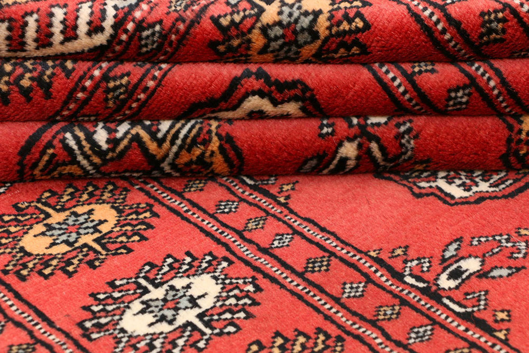 Tomato Bokhara 3'  1" x 5'  9" - No. QA80291