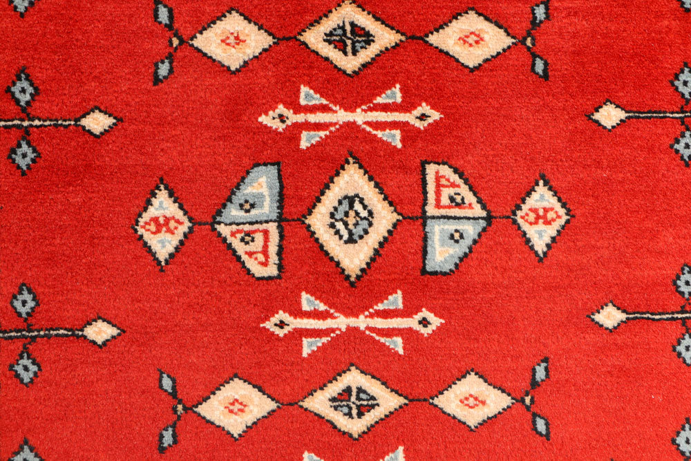 Firebrick Caucasian 3' 4 x 5' 5 - No. 41519 - ALRUG Rug Store