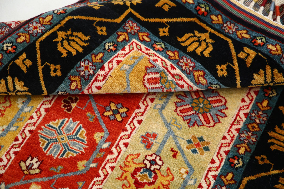 Ziegler 3’ 1″ x 3’ 11” - No. AV95573 - ALRUG Rug Store