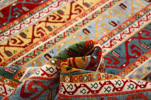 Ziegler 8’ 1″ x 9’ 8″ - No. AV22712