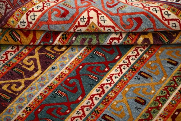 Ziegler 8’ 1″ x 9’ 8″ - No. AV22712