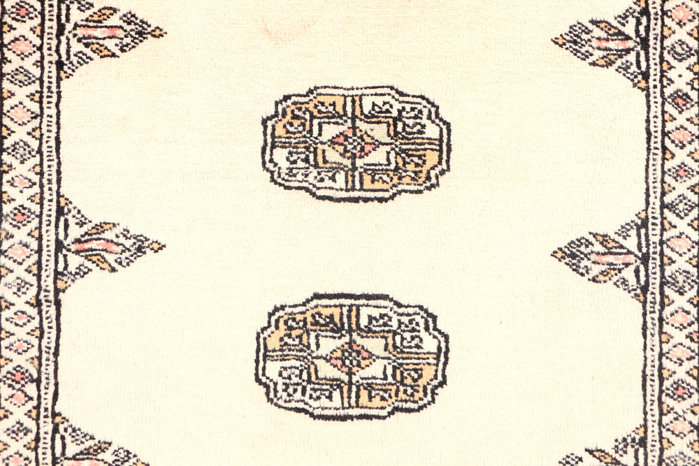 Ivory Bokhara 3' 1 x 5' 2 - No. 44162 - ALRUG Rug Store