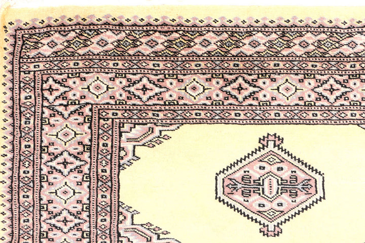 Lemon Chiffon Butterfly 3'  1" x 4'  11" - No. QA97778