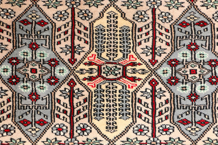 Tan Caucasian 2'  7" x 3'  11" - No. QA35943