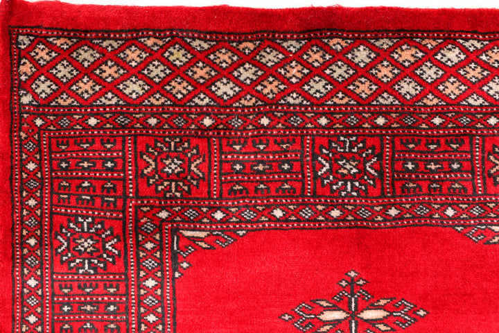 Red Butterfly 2' 6 x 4' 1 - No. 44464 - ALRUG Rug Store