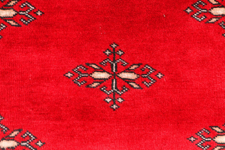 Red Butterfly 2' 6 x 4' 1 - No. 44464 - ALRUG Rug Store