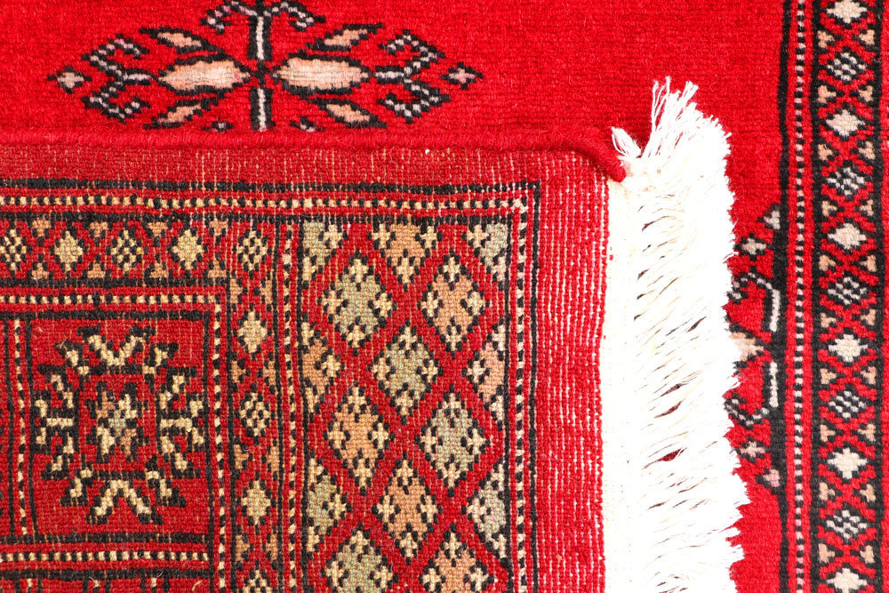 Red Butterfly 2' 6 x 4' 1 - No. 44464 - ALRUG Rug Store
