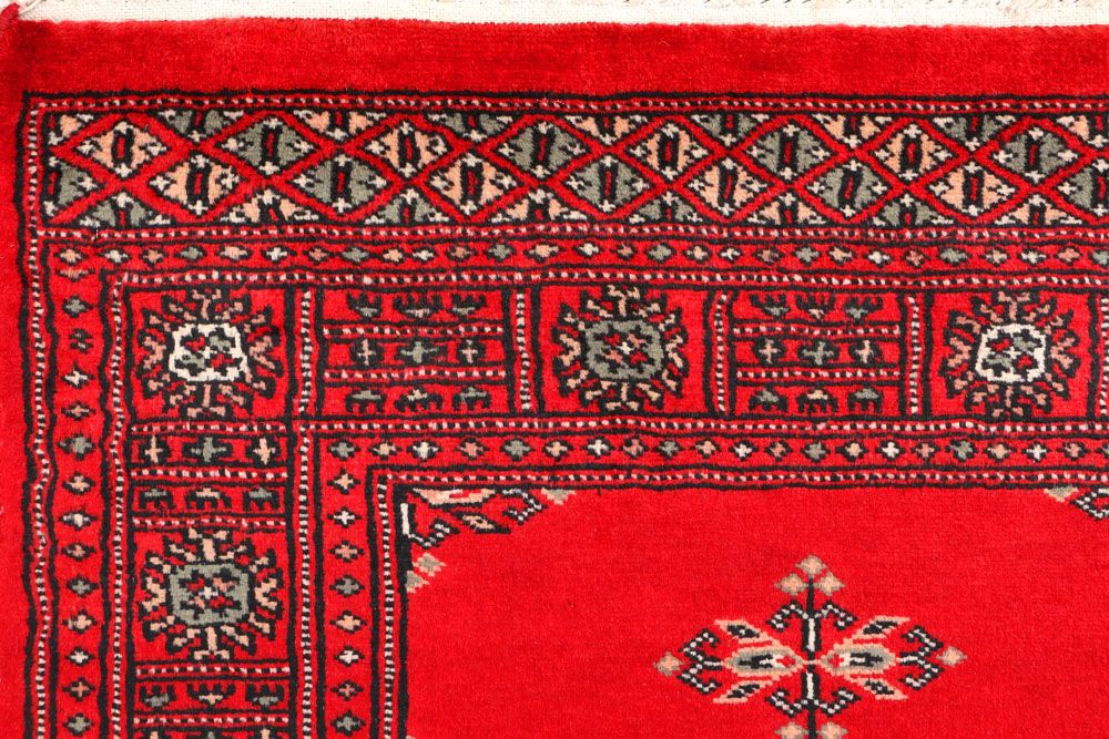 Butterfly 2' 6 x 4' 3 - No. 44489 - ALRUG Rug Store