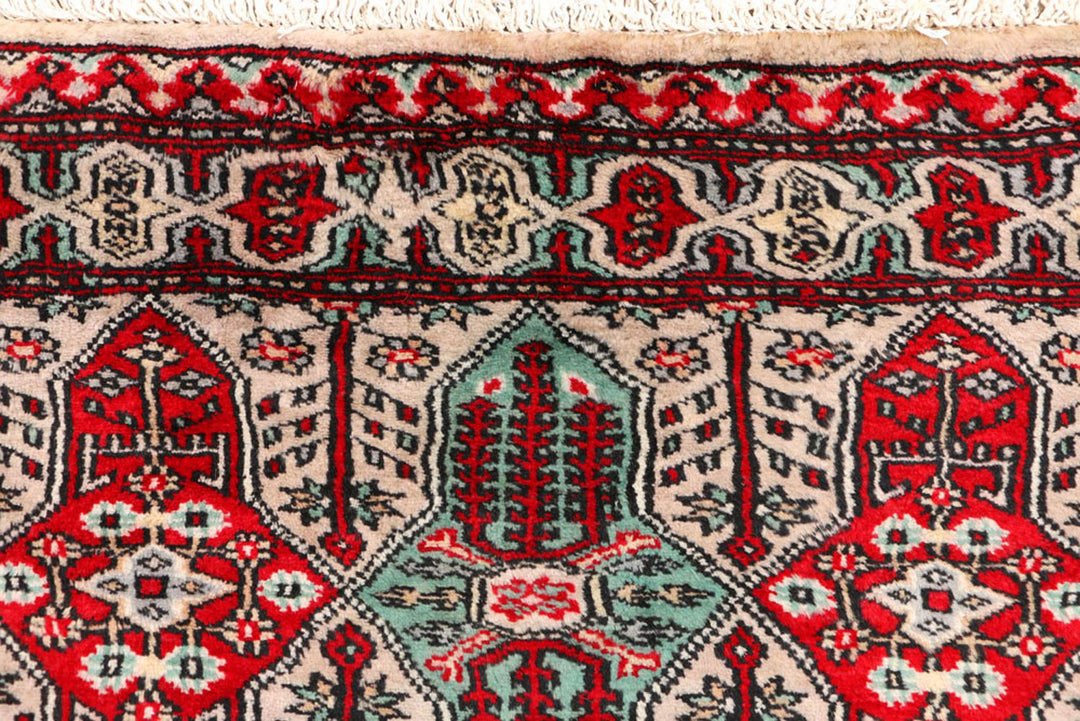 Tan Caucasian 2'  7" x 4' " - No. QA11548