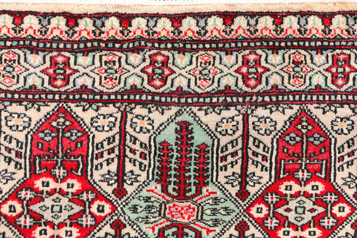 Tan Caucasian 2'  8" x 3'  7" - No. QA95505