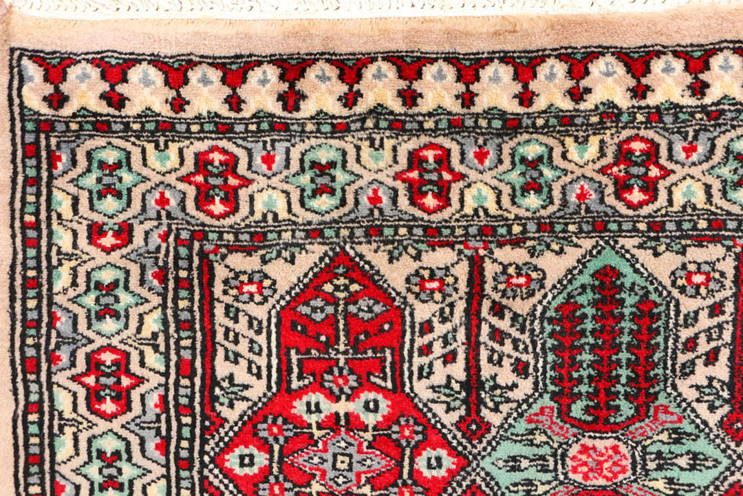 Tan Caucasian 2'  7" x 3'  9" - No. QA80105