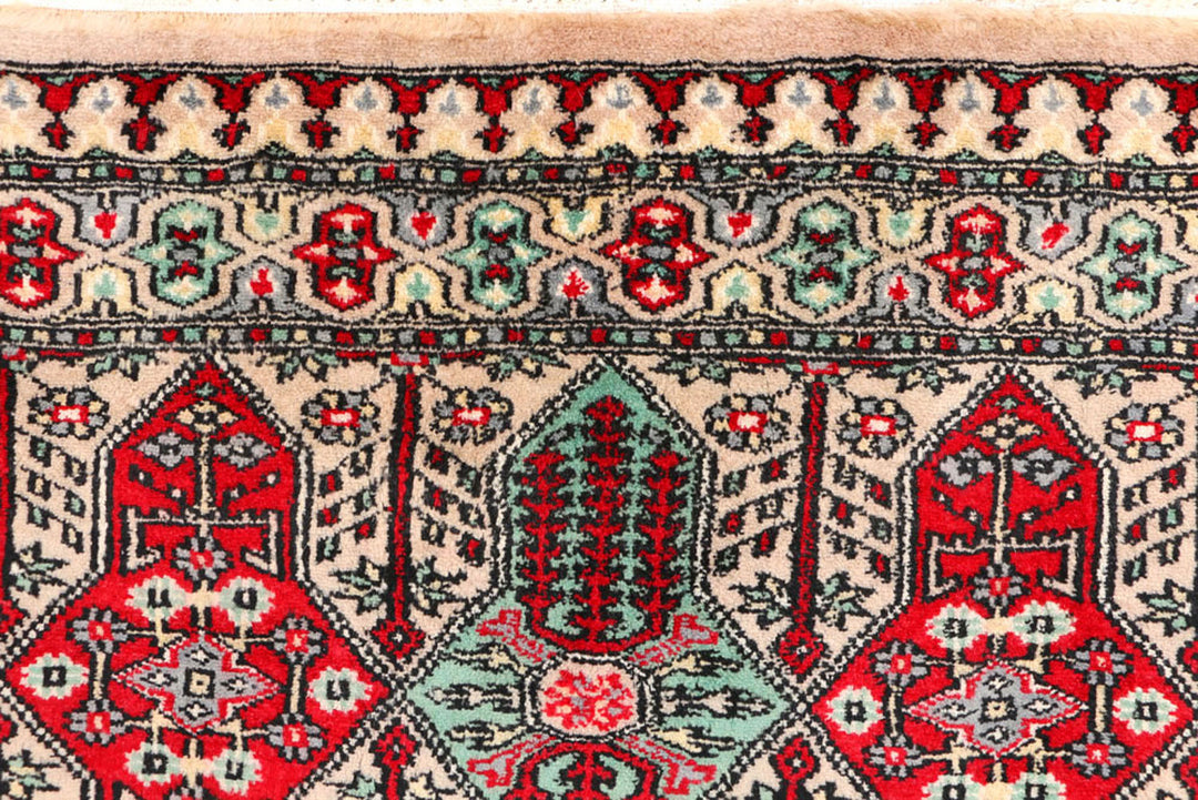 Tan Caucasian 2'  7" x 3'  9" - No. QA80105