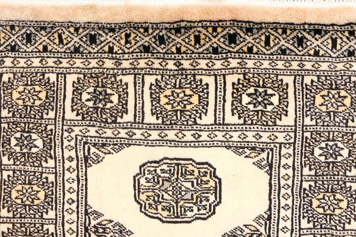 Bokhara 2' 6 x 4' 4 - No. 44541 - ALRUG Rug Store