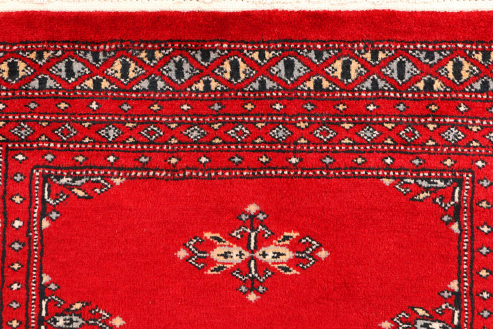 Red Butterfly 2' 6 x 4' 1 - No. 44548 - ALRUG Rug Store