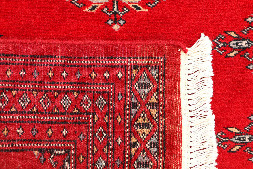 Red Butterfly 2' 6 x 4' 1 - No. 44548 - ALRUG Rug Store