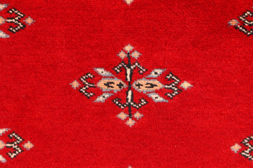 Butterfly 2' 6 x 4' 3 - No. 44569 - ALRUG Rug Store