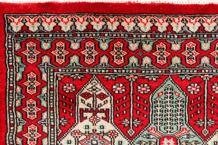 Red Caucasian 2'  7" x 4' " - No. QA98746