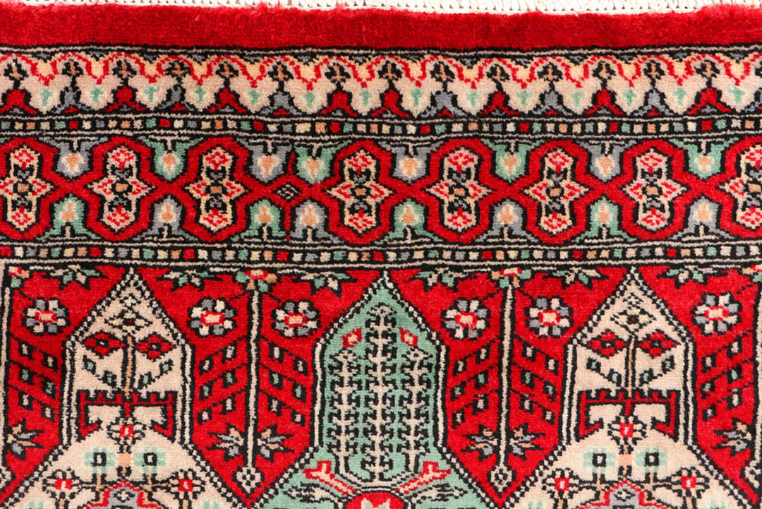 Red Caucasian 2'  7" x 4' " - No. QA98746