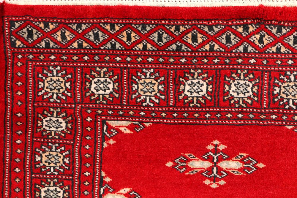 Butterfly 2' 7 x 4' - No. 44596 - ALRUG Rug Store