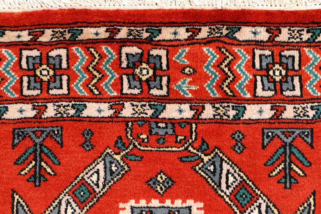 Firebrick Caucasian 2'  7" x 4'  2" - No. QA27686