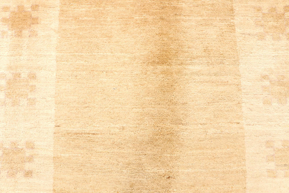 Navajo White Gabbeh 5' 7 x 8' 8 - No. 44673 - ALRUG Rug Store