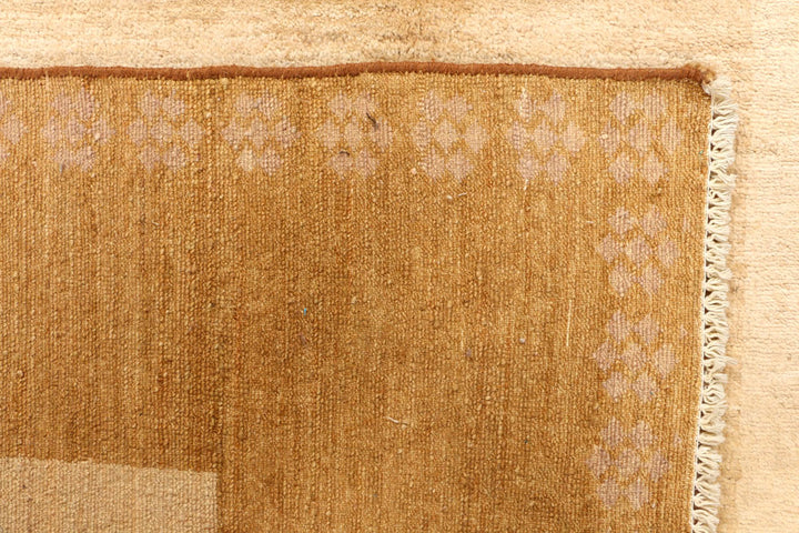 Navajo White Gabbeh 5' 7 x 8' 8 - No. 44673 - ALRUG Rug Store