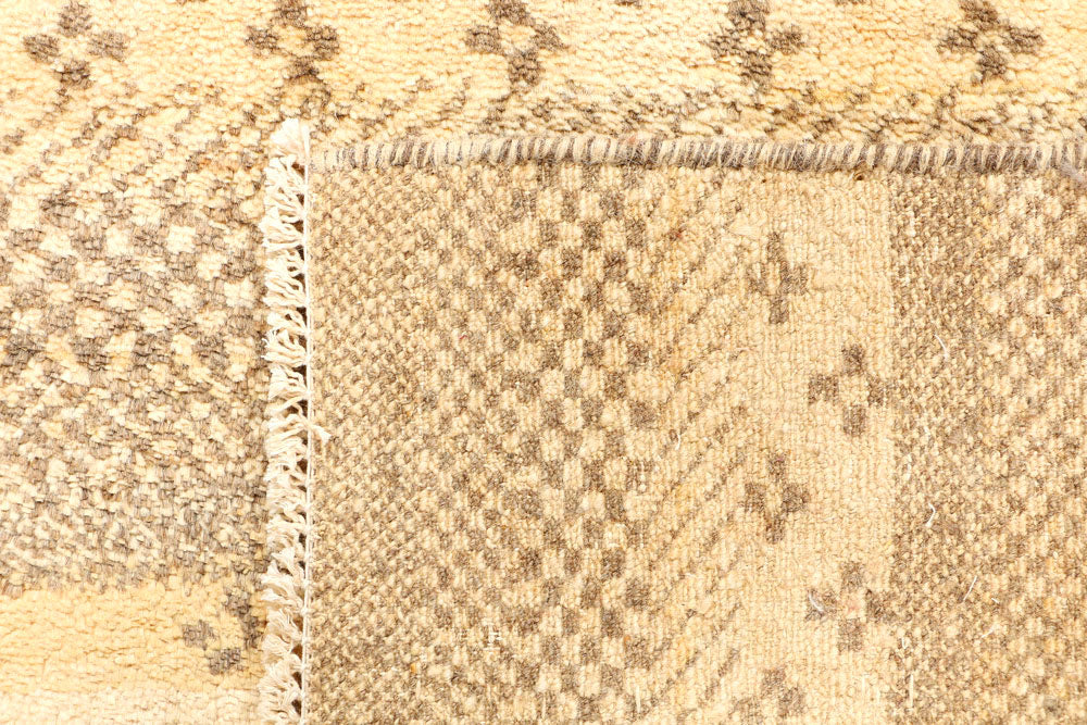 Bisque Gabbeh 2' 9 x 4' 4 - No. 44692 - ALRUG Rug Store
