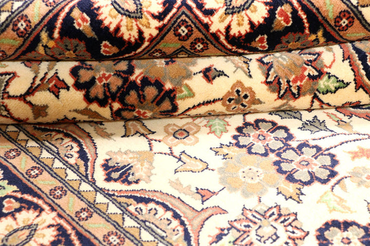 Cornsilk Isfahan 4'  x" 6'  2" - No. QA71543