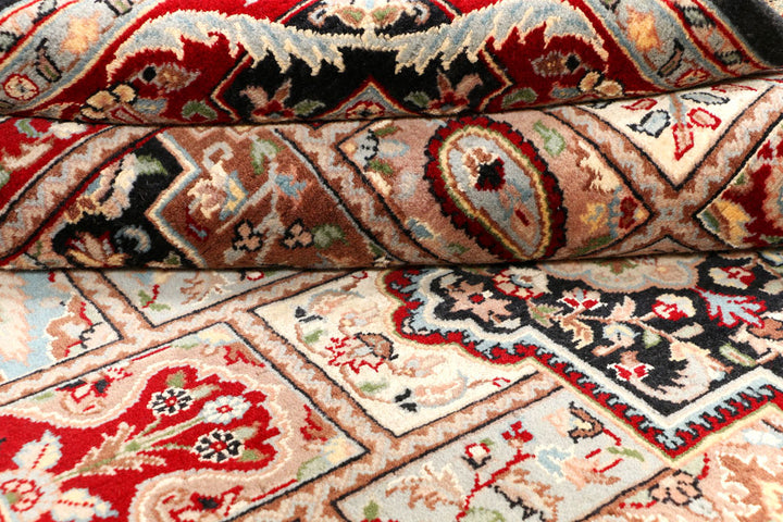 Multi Colored Bakhtiar 4' 6 x 7' 1 - No. 44741 - ALRUG Rug Store