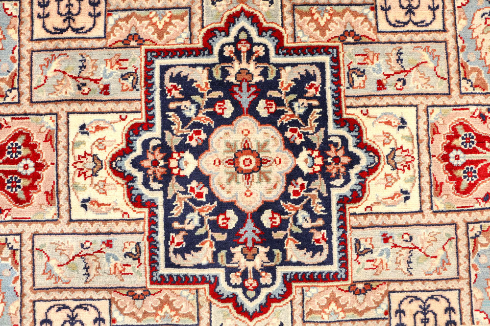 Multi Colored Bakhtiar 4' 8 x 6' 11 - No. 44743 - ALRUG Rug Store