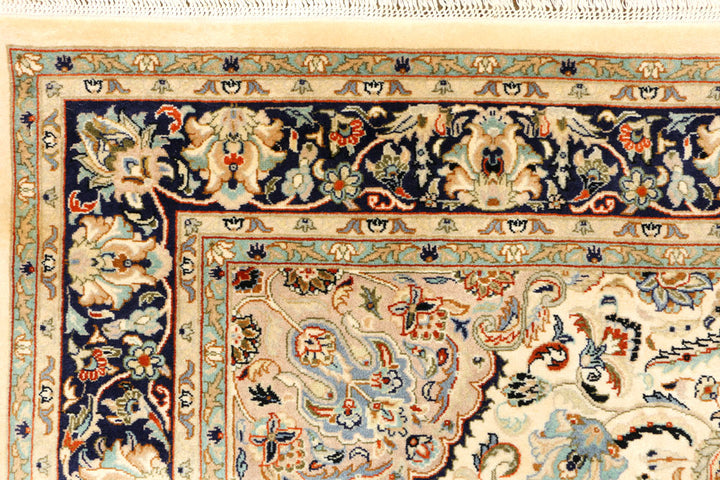 Cornsilk Isfahan 4' 7 x 7' 1 - No. 44752 - ALRUG Rug Store