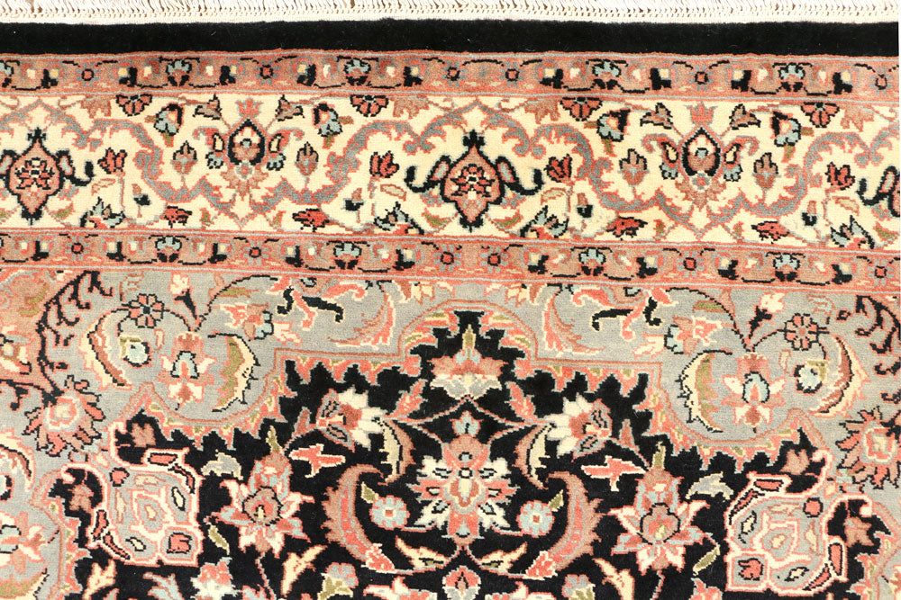 Black Isfahan 4' 6 x 7' 3 - No. 44756 - ALRUG Rug Store