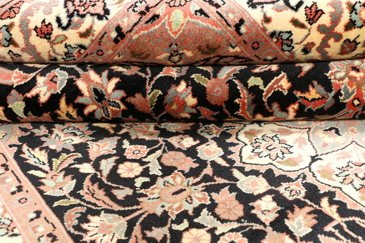 Black Isfahan 4' 6 x 7' 3 - No. 44756 - ALRUG Rug Store