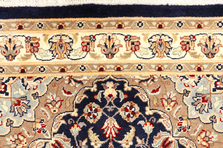 Black Kashan 3' 1 x 5' 5 - No. 44759 - ALRUG Rug Store