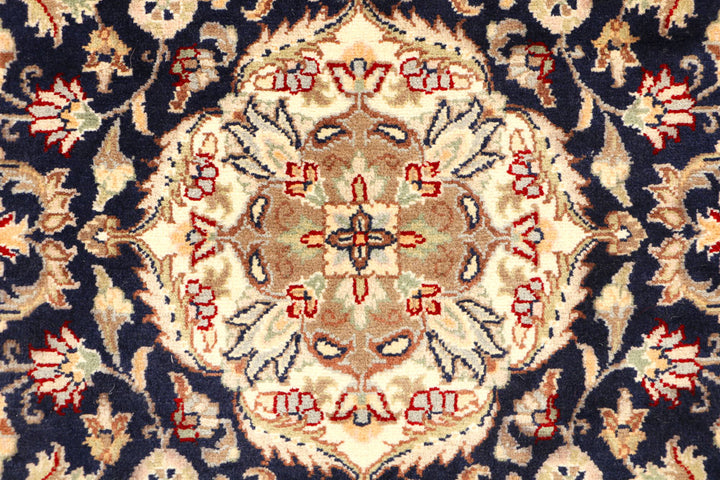 Black Kashan 3' 1 x 5' 5 - No. 44759 - ALRUG Rug Store