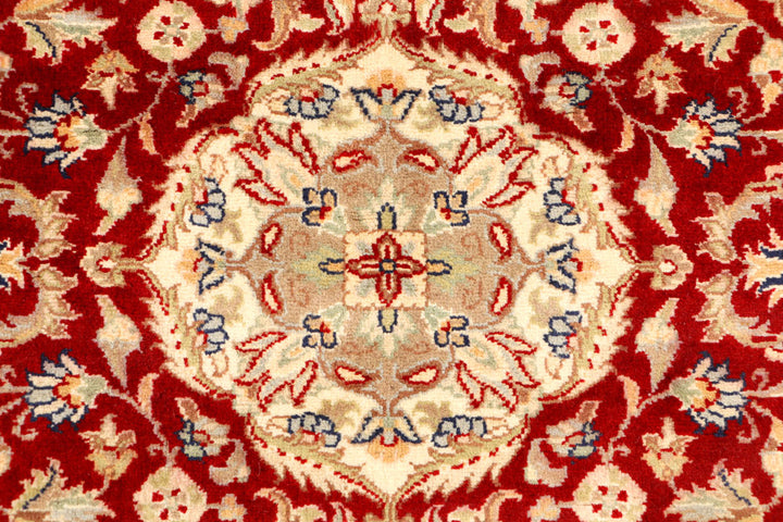 Firebrick Kashan 3' 1 x 5' 1 - No. 44760 - ALRUG Rug Store