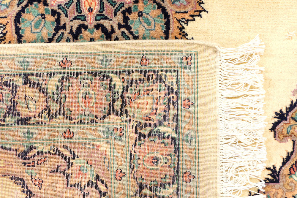 Cornsilk Isfahan 3' 1 x 5' 1 - No. 44777 - ALRUG Rug Store