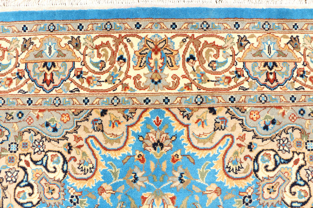 Light Sky Blue Kashan 5' x 8' 1 - No. 44791 - ALRUG Rug Store