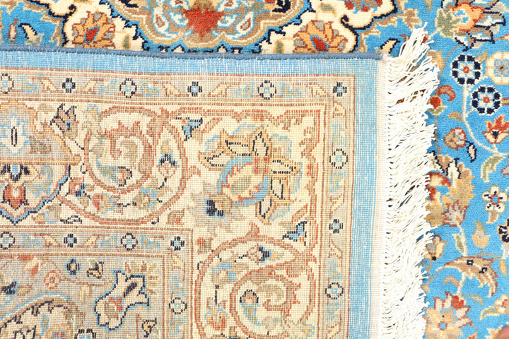 Light Sky Blue Kashan 5' x 8' 1 - No. 44791 - ALRUG Rug Store