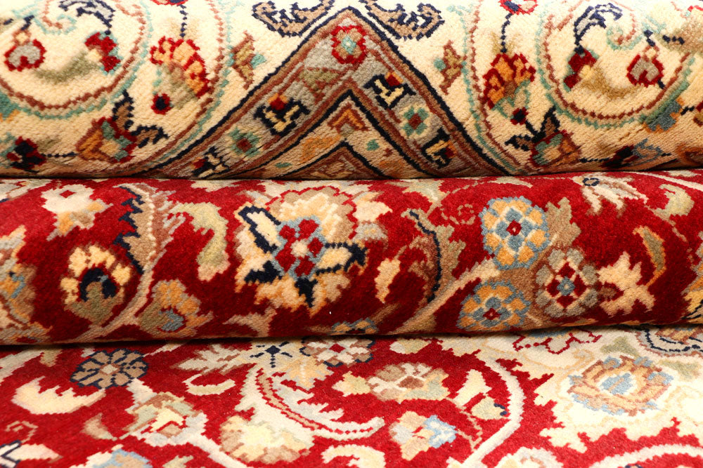 Firebrick Isfahan 6' 2 x 9' 2 - No. 44821 - ALRUG Rug Store