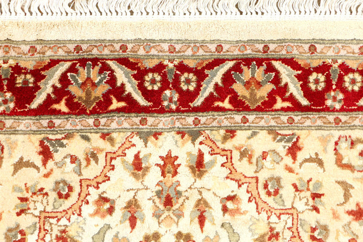 Cornsilk Mahal 2' 7 x 8' 1 - No. 44826 - ALRUG Rug Store