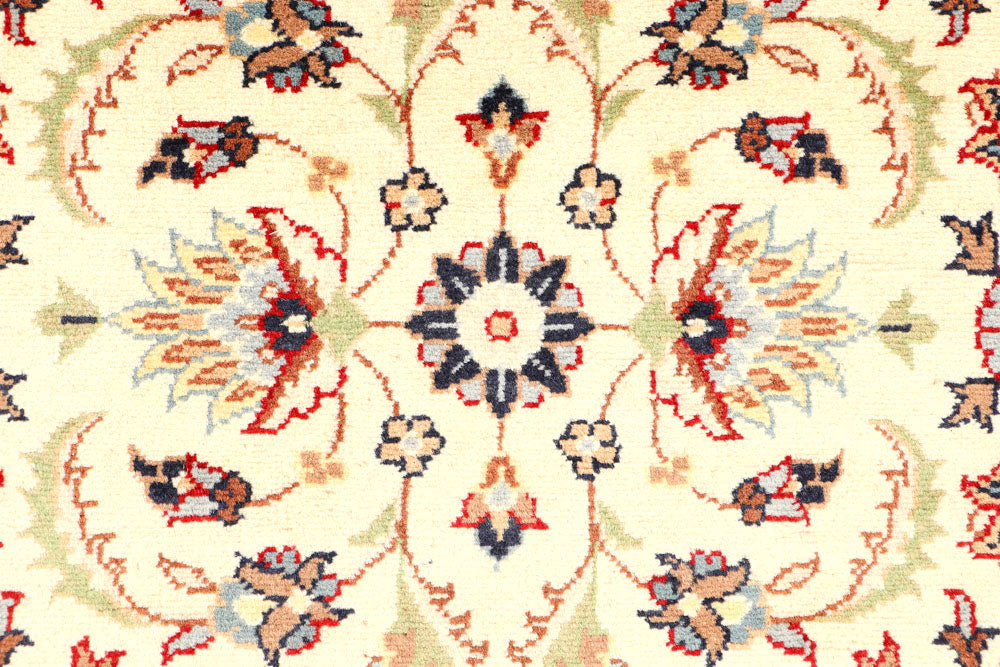 Cornsilk Mahal 2' 7 x 14' 4 - No. 44837 - ALRUG Rug Store