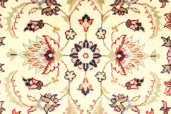Cornsilk Mahal 2' 7 x 14' 4 - No. 44837 - ALRUG Rug Store