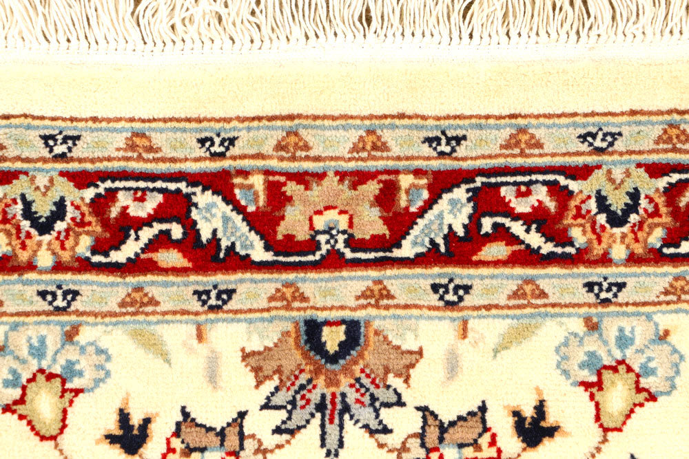 Cornsilk Mahal 2' 7 x 10' 2 - No. 44839 - ALRUG Rug Store