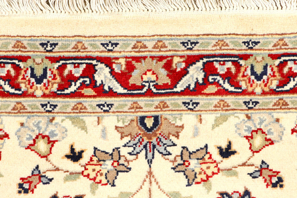 Cornsilk Mahal 2' 7 x 10' 4 - No. 44841 - ALRUG Rug Store