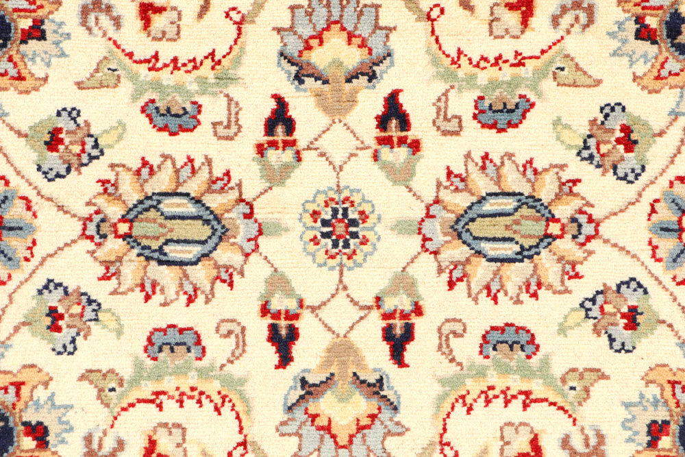 Cornsilk Mahal 2' 7 x 10' 4 - No. 44841 - ALRUG Rug Store