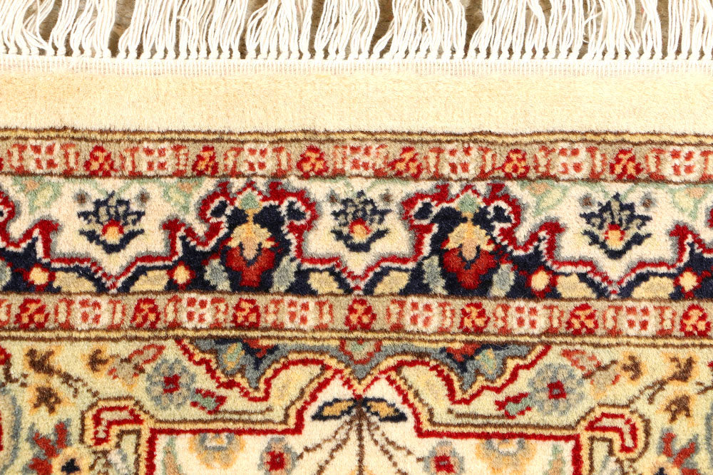 Cornsilk Mahal 2' 8 x 14' 4 - No. 44847 - ALRUG Rug Store