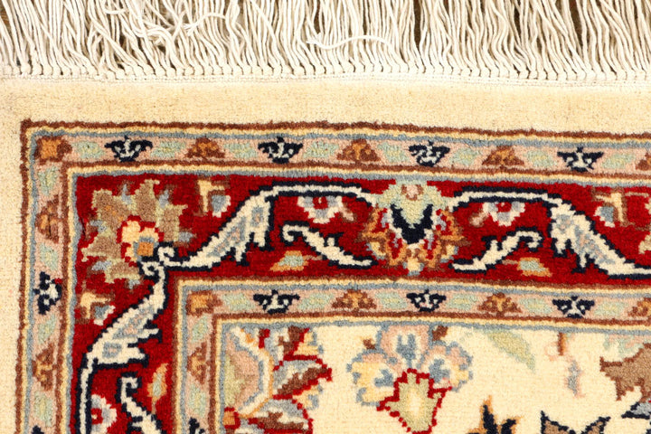 Cornsilk Mahal 2' 7 x 10' 2 - No. 44849 - ALRUG Rug Store