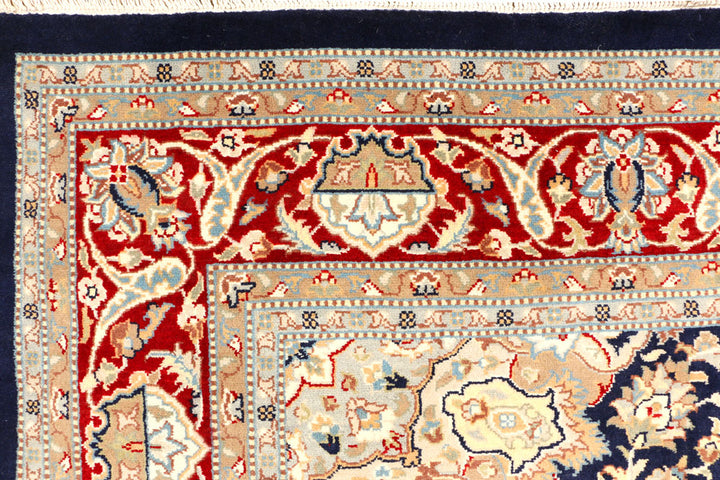 Black Kashan 6' 11 x 10' 1 - No. 44883 - ALRUG Rug Store